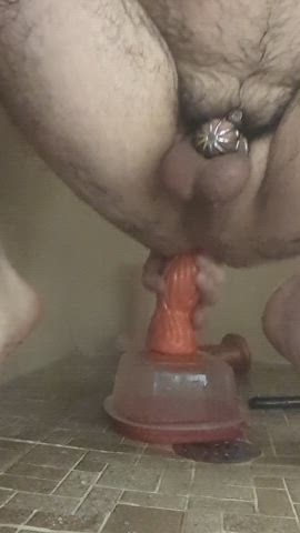 Leg shaking when it goes in