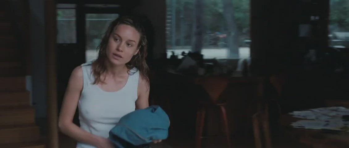 brie larson celebrity nipples gif