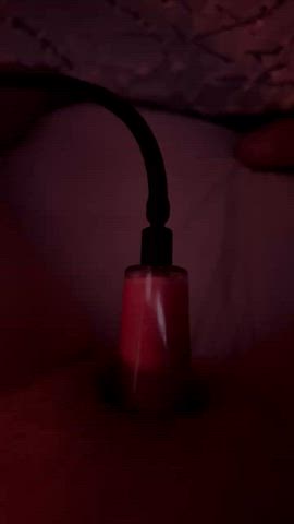 Clit pumping and rubbing this morning 🥵 [f]