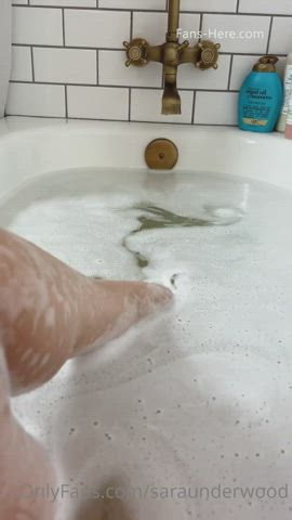 bath boobs celebrity onlyfans sara jean underwood topless gif