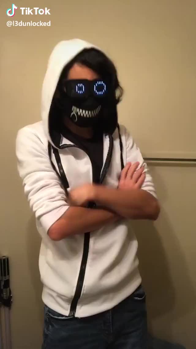  #cosplay #cosplayer #tiktok #entertainment #foryou y’all wanted a #facereveal