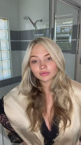 Big Tits Celebrity Cleavage gif