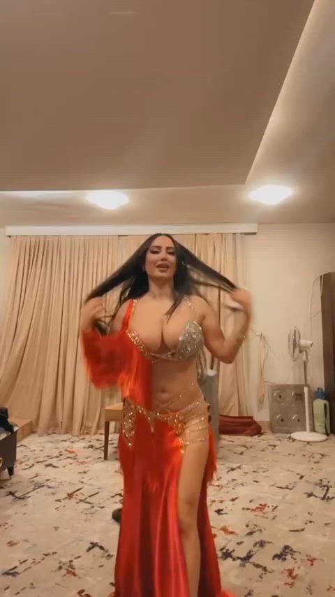 Elissar big tits