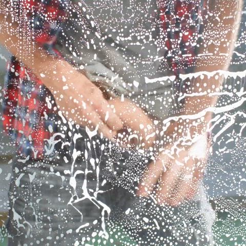 One way to clean windows