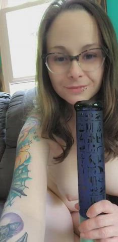 What's better than a horny MILF? [snapchat - bunnysnu2]