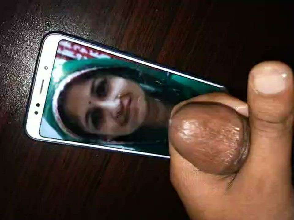 I have been getting daily requests to post her jerk vid. Here you go guys! This momma