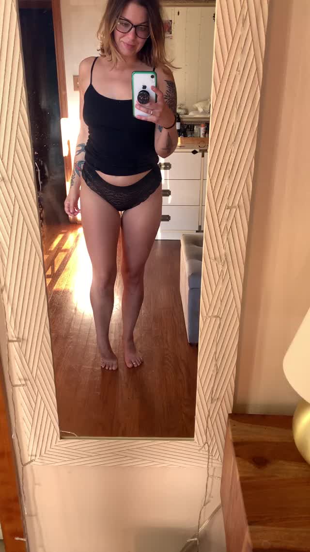 ?Just a horny ps4 player who likes to cum just as much as much as you !! FULL LENGTH