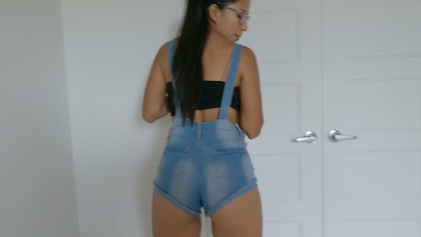 My ass is that tight because I workout a lot !