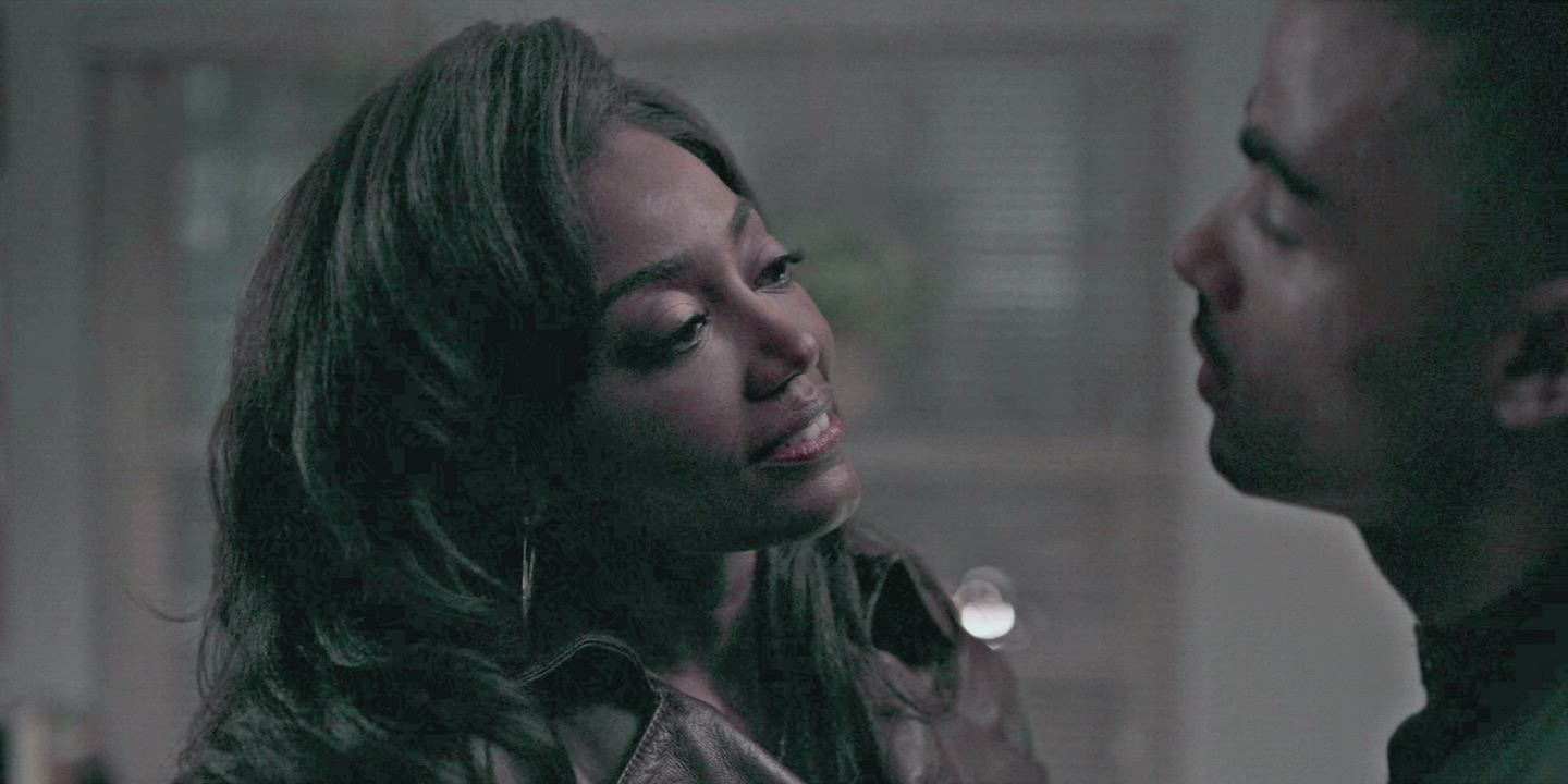 [Topless] Patina Miller in Power Book III: Raising Kanan [S1E2-2021]