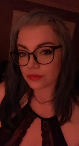 Sunni is back, and I brought you something fun to play with