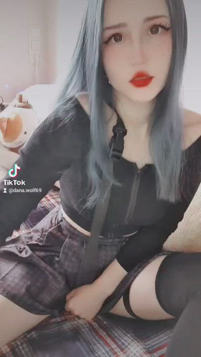 Wanna touch my pussy under my skirt??