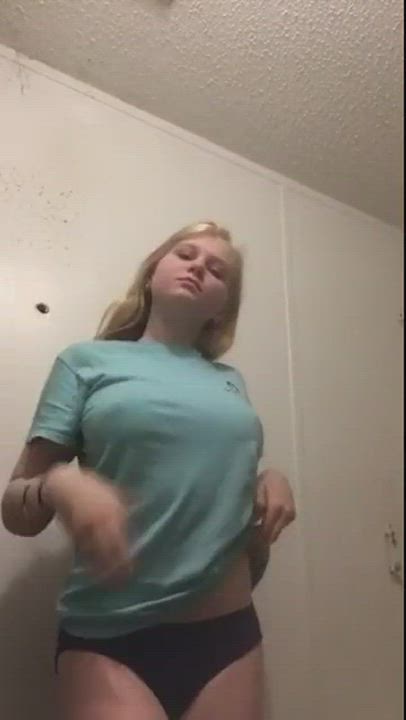 18 Years Old Masturbating Pussy Solo Teen gif
