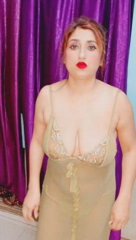 Her Reels are cringe... But her stuff is hot