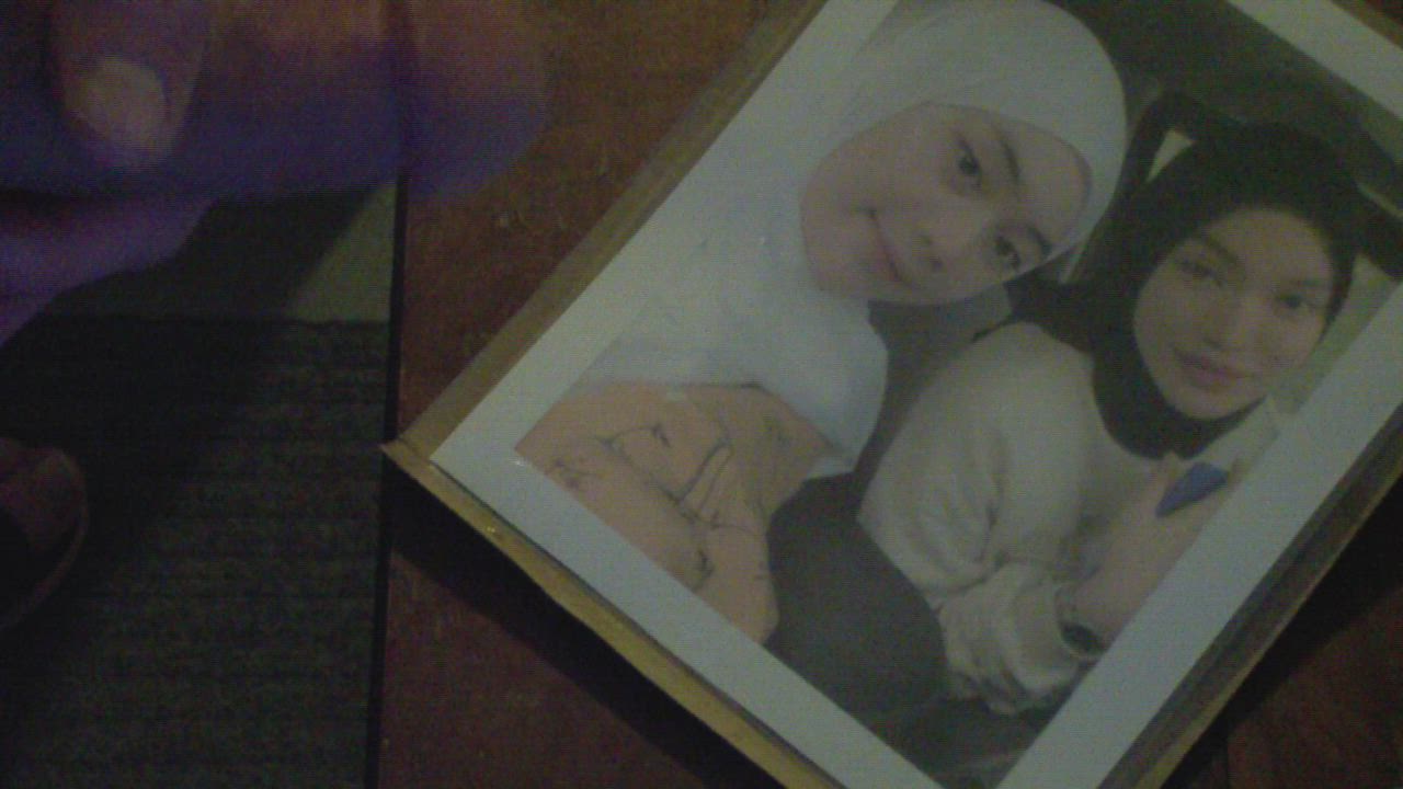 facial girls hijab tribute twins gif