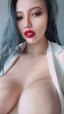 Aria Big Tits OnlyFans gif