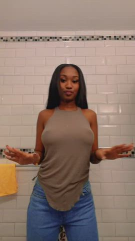 Dancing Ebony Jiggling Pokies TikTok gif