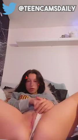 18 Years Old Amateur Cute Fingering OnlyFans Teen TikTok gif