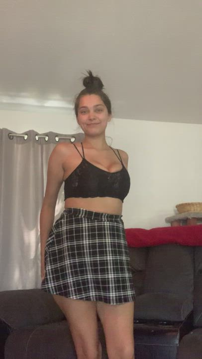 Let me do a drop and get naked for you, but you have to tell me what you think !