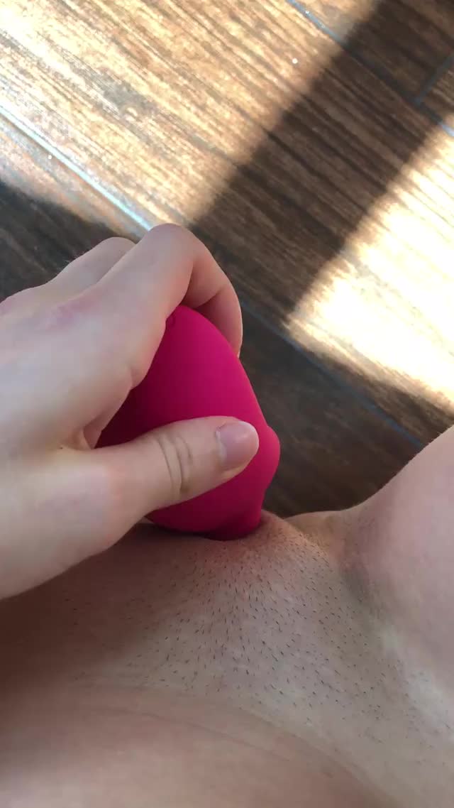 Me just jillin’ off with my favorite toy and having a nice orgasm ??