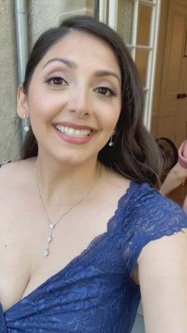 She definitely gotta wear this in a vlog... [Tiff]