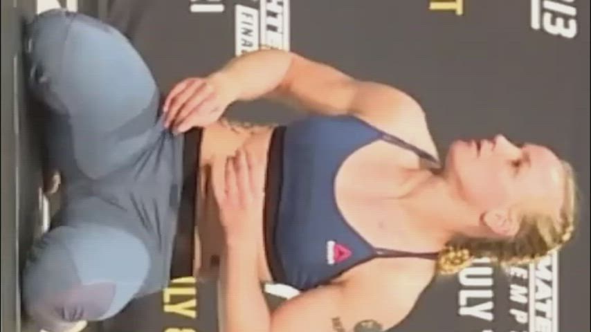 fit fitness hottie gif