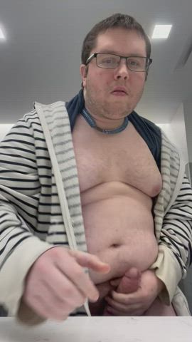 Cub Chubby Jerk Off At Work with a Nice Cumshot