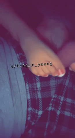 cumshot foot fetish footjob soles toes gif