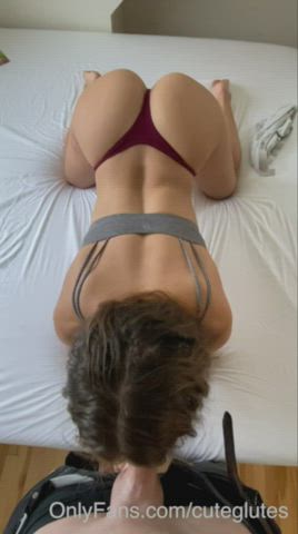 Twerking blowjob perfect view