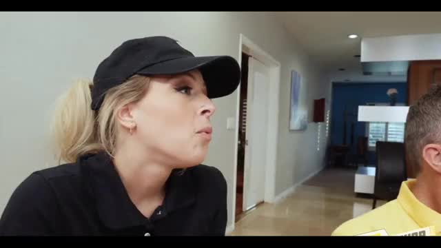 Zoey Monroe Gets A SugerDaddy
