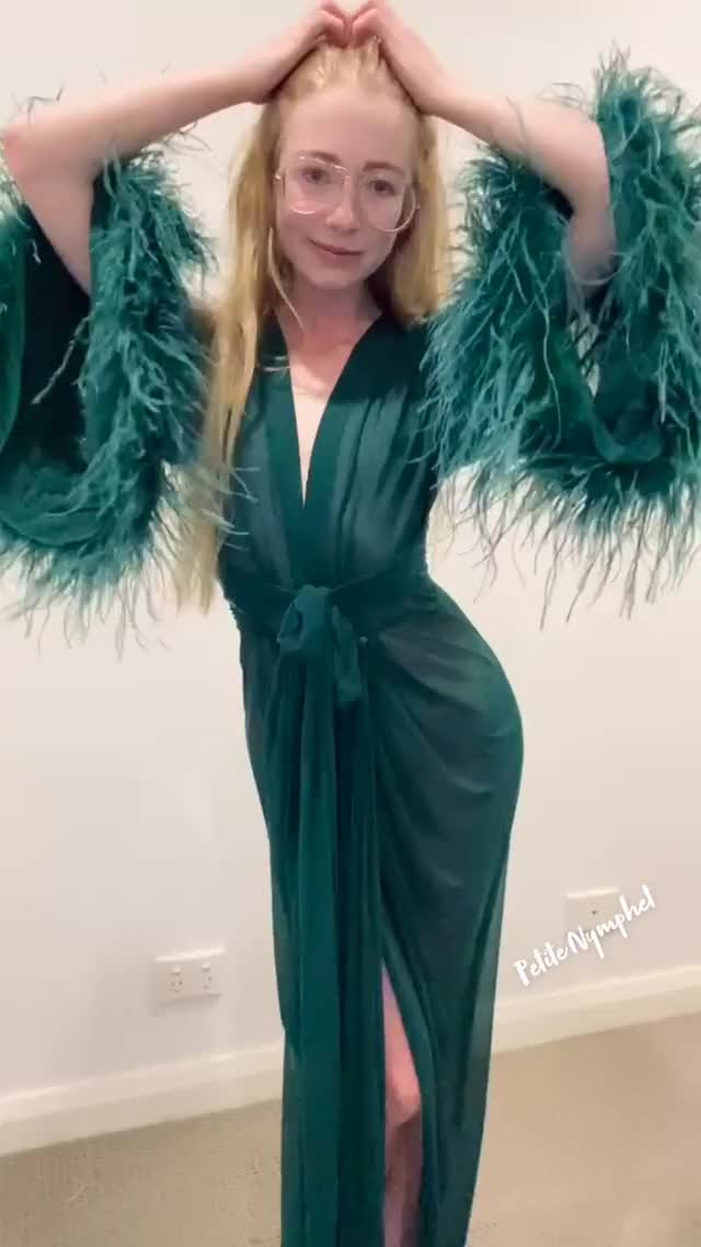 Petite Nymphet Glamour