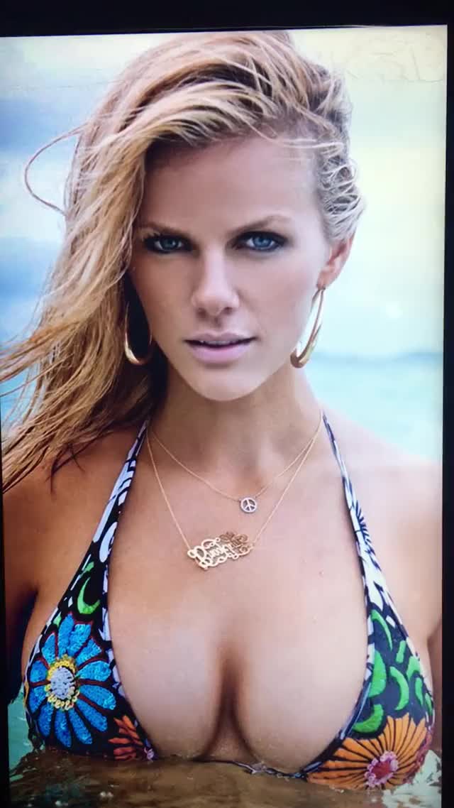 Brooklyn Decker tribute