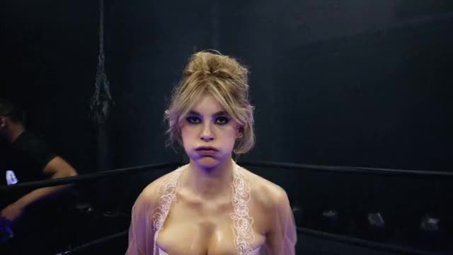 DAY 30: Cami Morrone by Phil Poynter #LOVEADVENT2017
