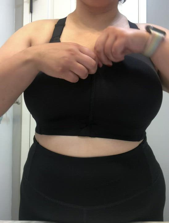 Shower with me after the gym? [oc]