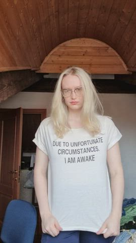 Sleepy titty drop. Wake me up.