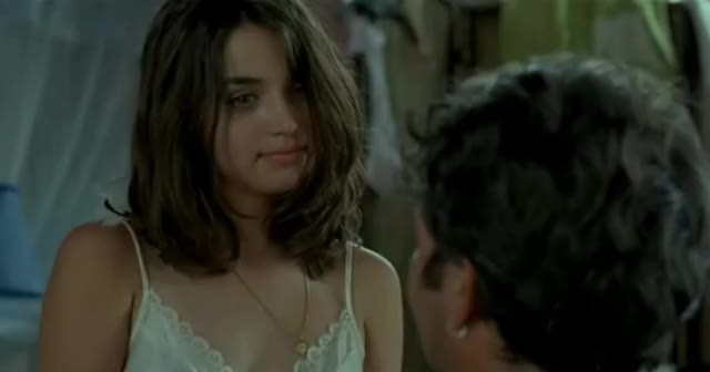 Ana de Armas - Una Rosa de Francia (2006)