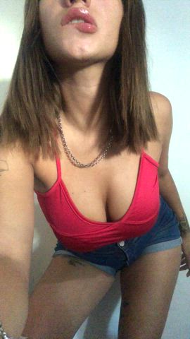 amateur babe big tits boobs tits gif