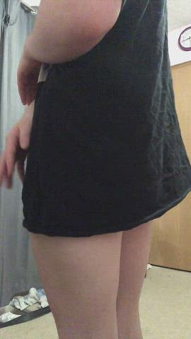 Good morning cuties. want to give it a smack?😏