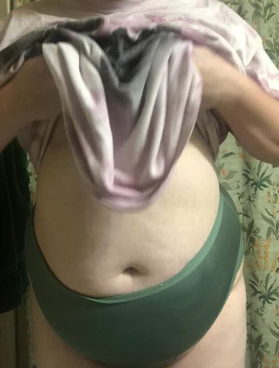 I heard it was Titty-drop Tuesday ✨🥰
