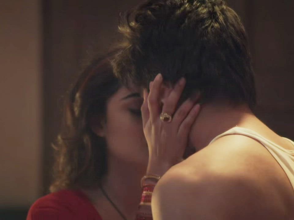 Tridha Choudhury hottest scene