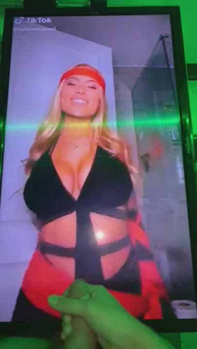 Lemme get some buds to feed me tiktokers or porn vids and gifs! Come watch me stroke