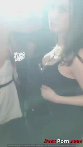 Maybe Shouldnt Have Used The Flash In This Huge Crowd Lol