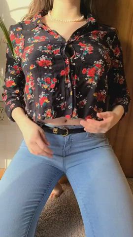 19[F4M][Snapchat: Ambermila22] Sending a masturbating video to every guy that upvotes