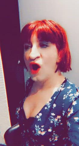 Cum In Mouth Eye Contact Redhead Sissy Tits gif