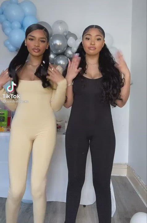 Big Tits Ebony Petite TikTok Twerking gif