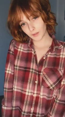 Natural Tits Redhead Undressing Webcam gif