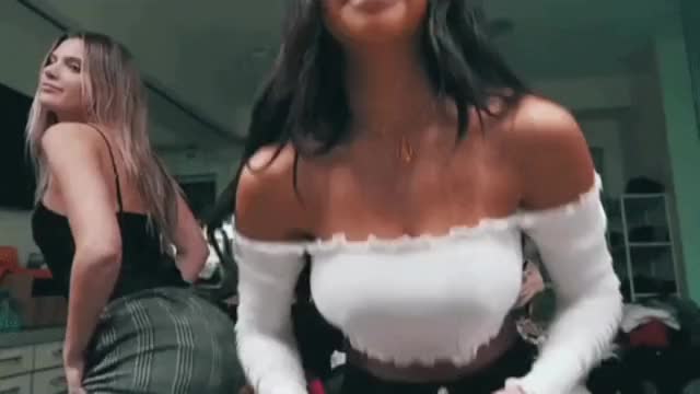 Chantel jeffries Alissa Violet