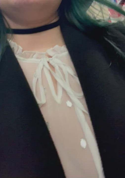 Mommy loves being an exhibitionist