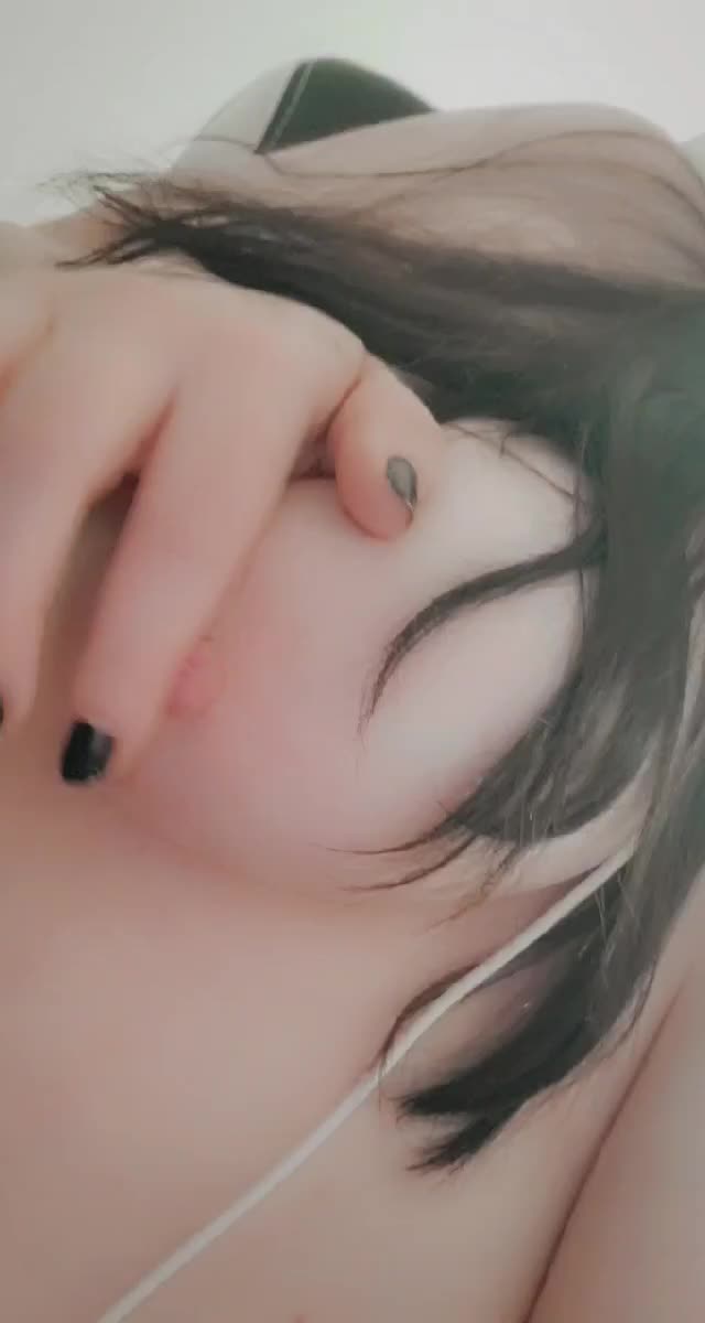 My discord friends had no idea what I was doing.