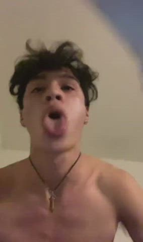 [Not-OC] @notrenwrenn humping his pillow again