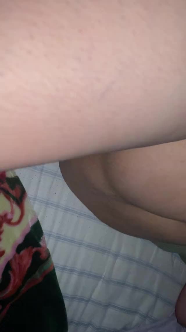Hispanic BBW taking my BBC. ??